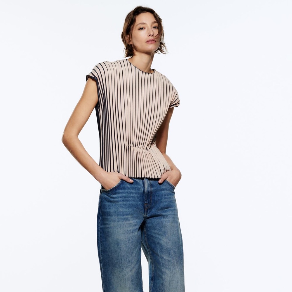 ZARA pleated shirt